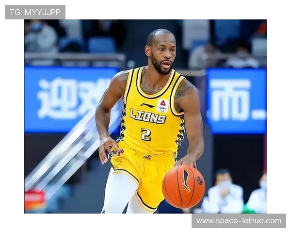 广厦男篮官宣续约总决赛MVP巴里-布朗，卫冕决心彰显