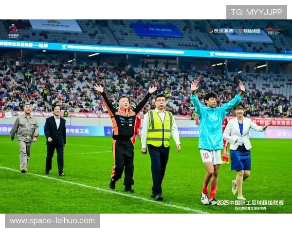 中国职工足球联赛总决赛落幕，东风本田与浦发银行争冠