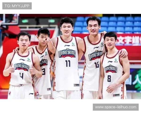 南京同曦阵容重组，季后赛名额争夺陷被动