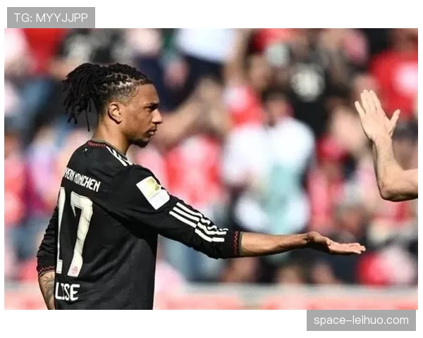 拜仁上演-让三追四-逆转好戏，半场0-3落后情况下4-3击败美因茨